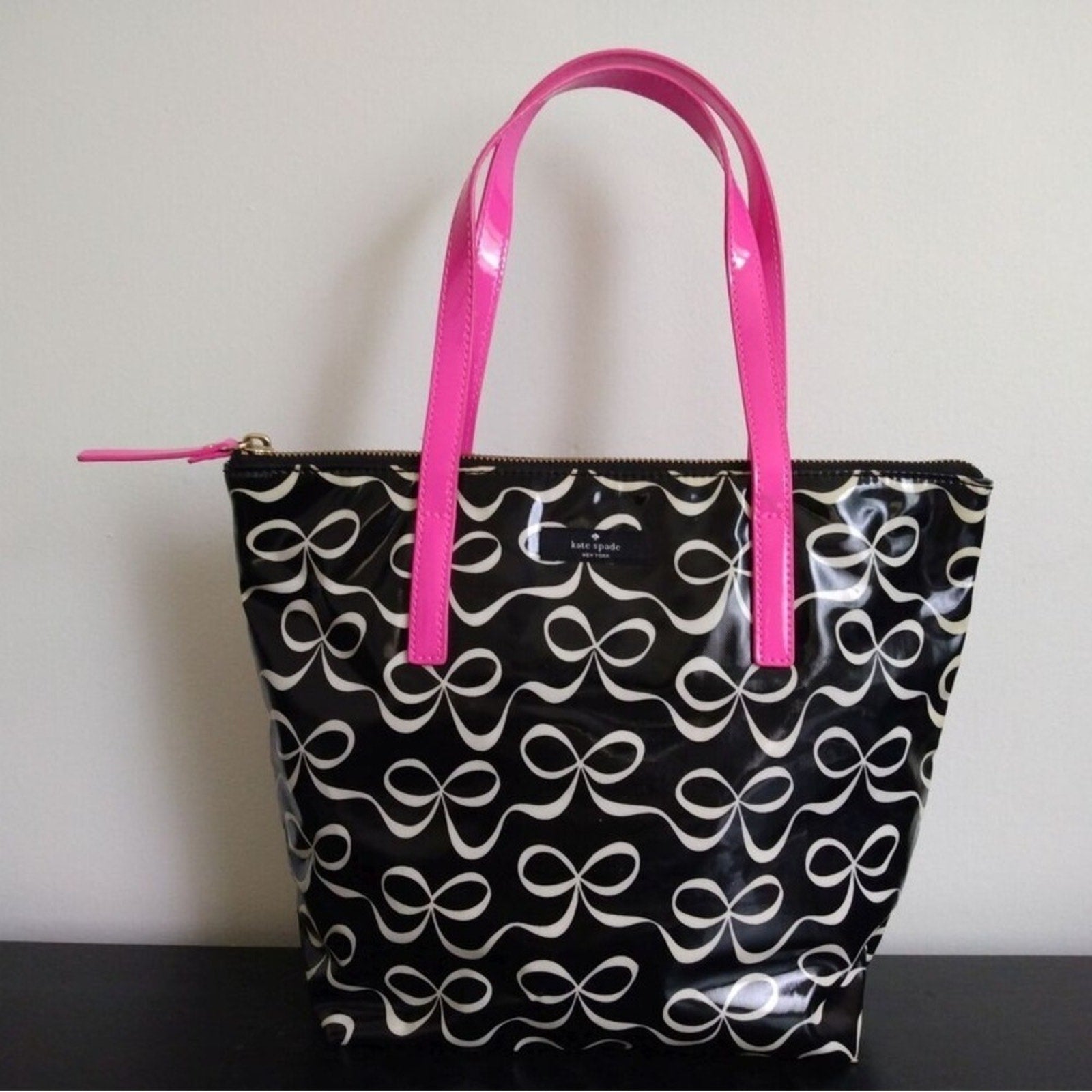 Kate Spade ♠️ Black and Pink Tote Bag 💕🎀 EUC