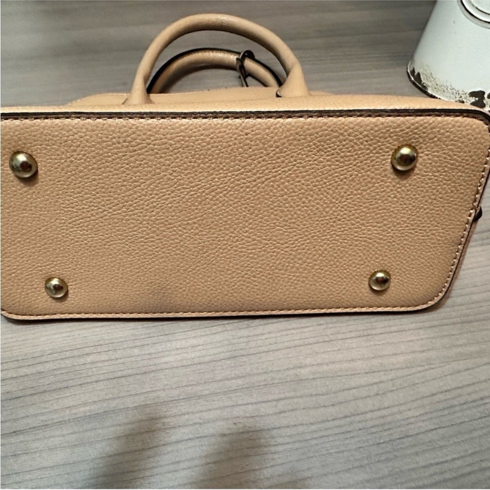 Bebe NWOT beautiful cross body purse