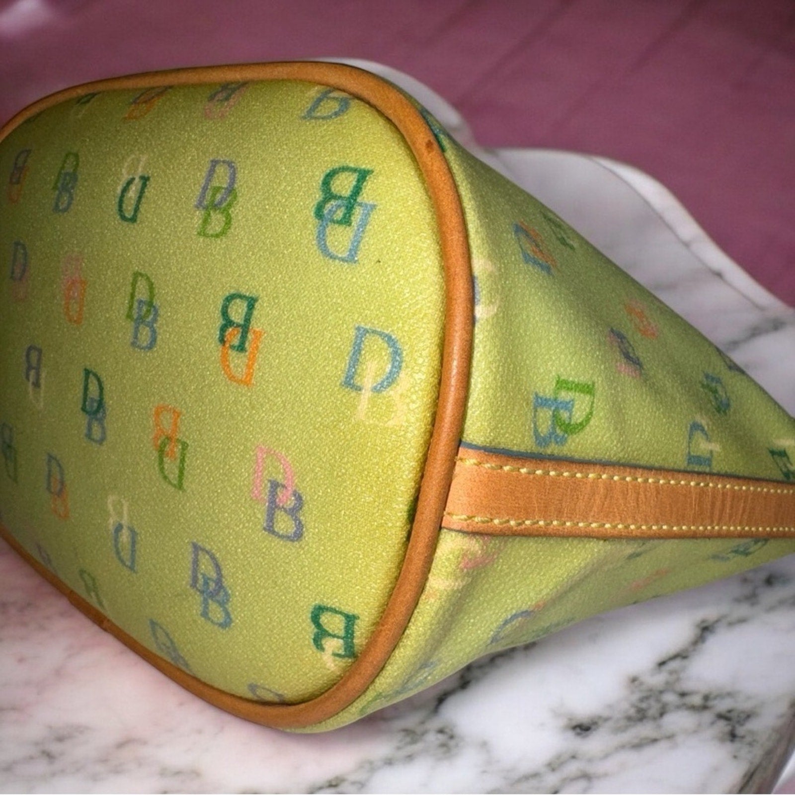 Dooney & Bourke Vintage Rainbow Monogram Logo Leather Shoulder Bag Handbag EVC