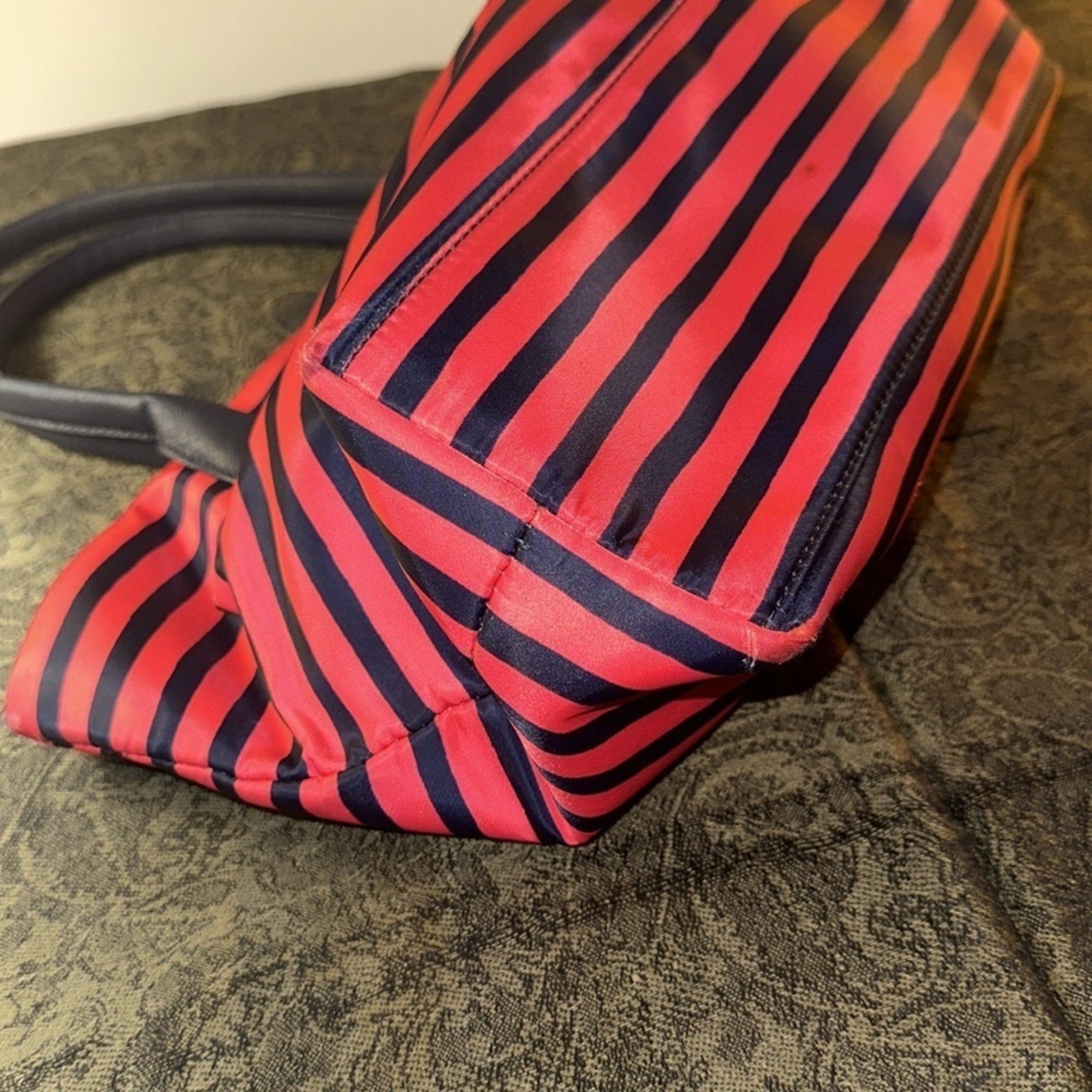Kate Spade Catie Classic Red and Navy Striped Tote Bag LIKE NEW