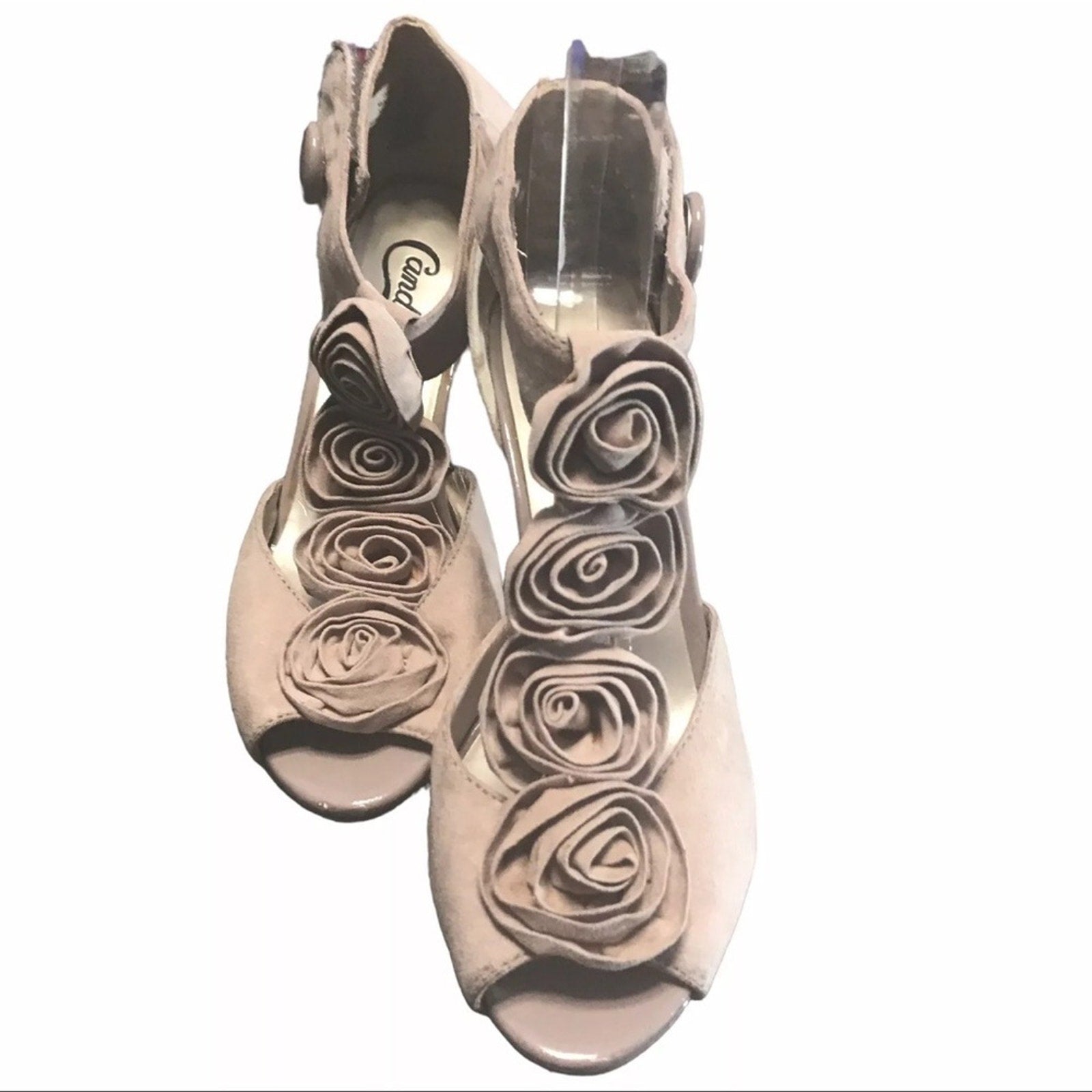 Candie’s Peep Toe Heels Pumps in Taken Blush Mauve Beige Rosette Faux Suede 9.5