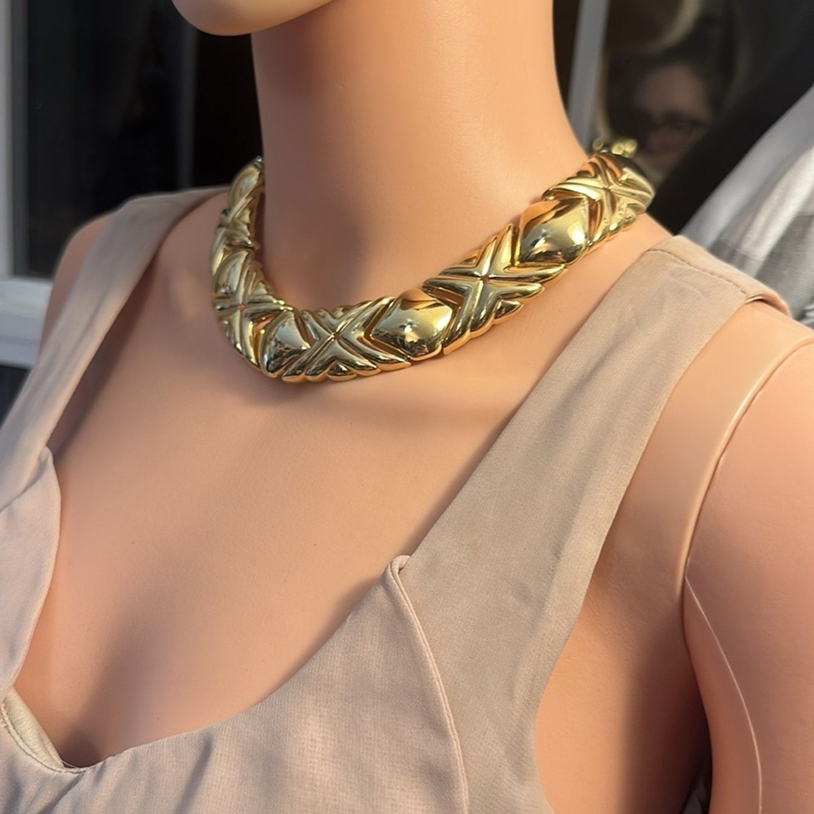 Givenchy Signed Paris New York Gold Chain Collar Necklace NWOT *NEVER WORN*