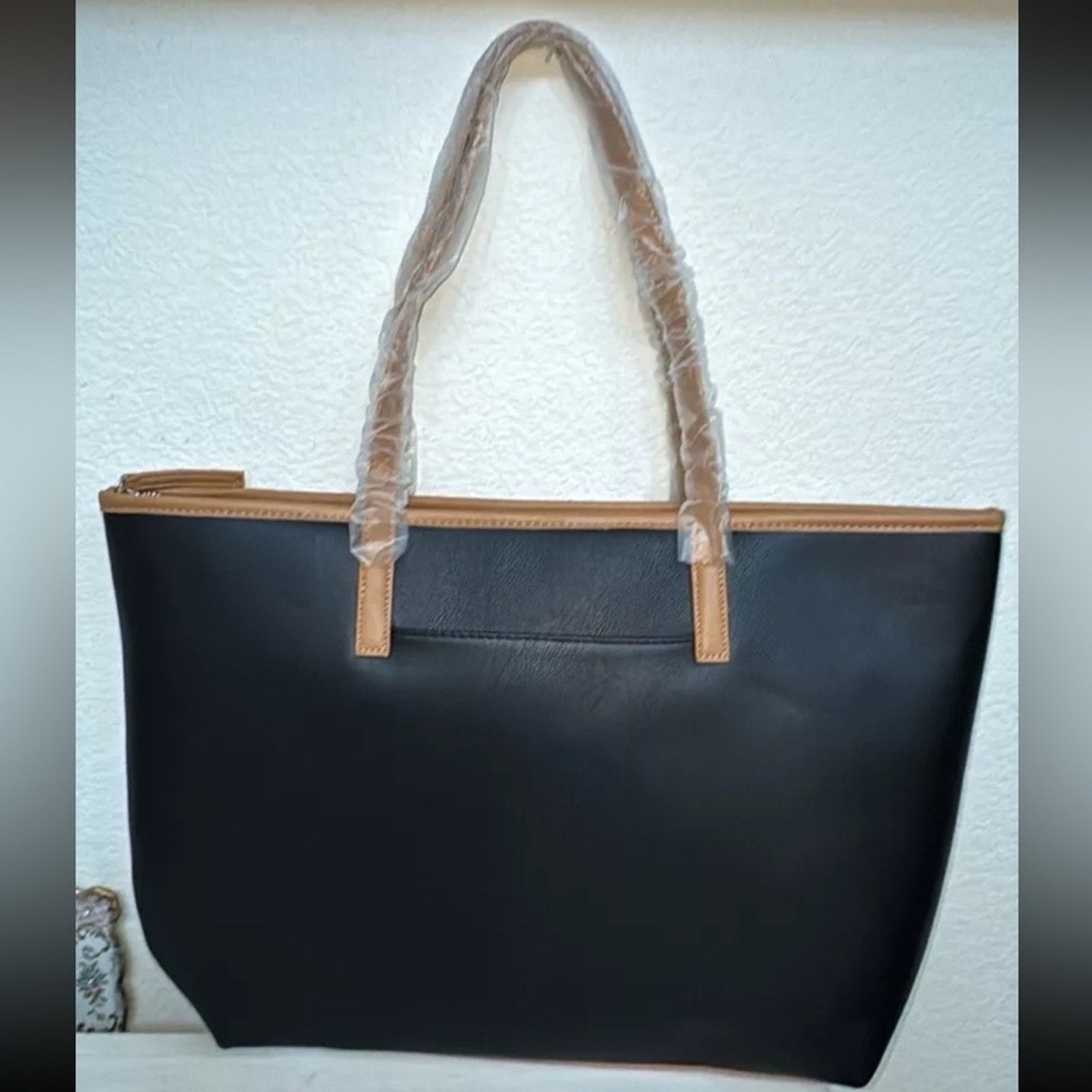 Tahari Kristen Black with Vachetta Trim Zip Closure Large Tote Bag Purse NWT