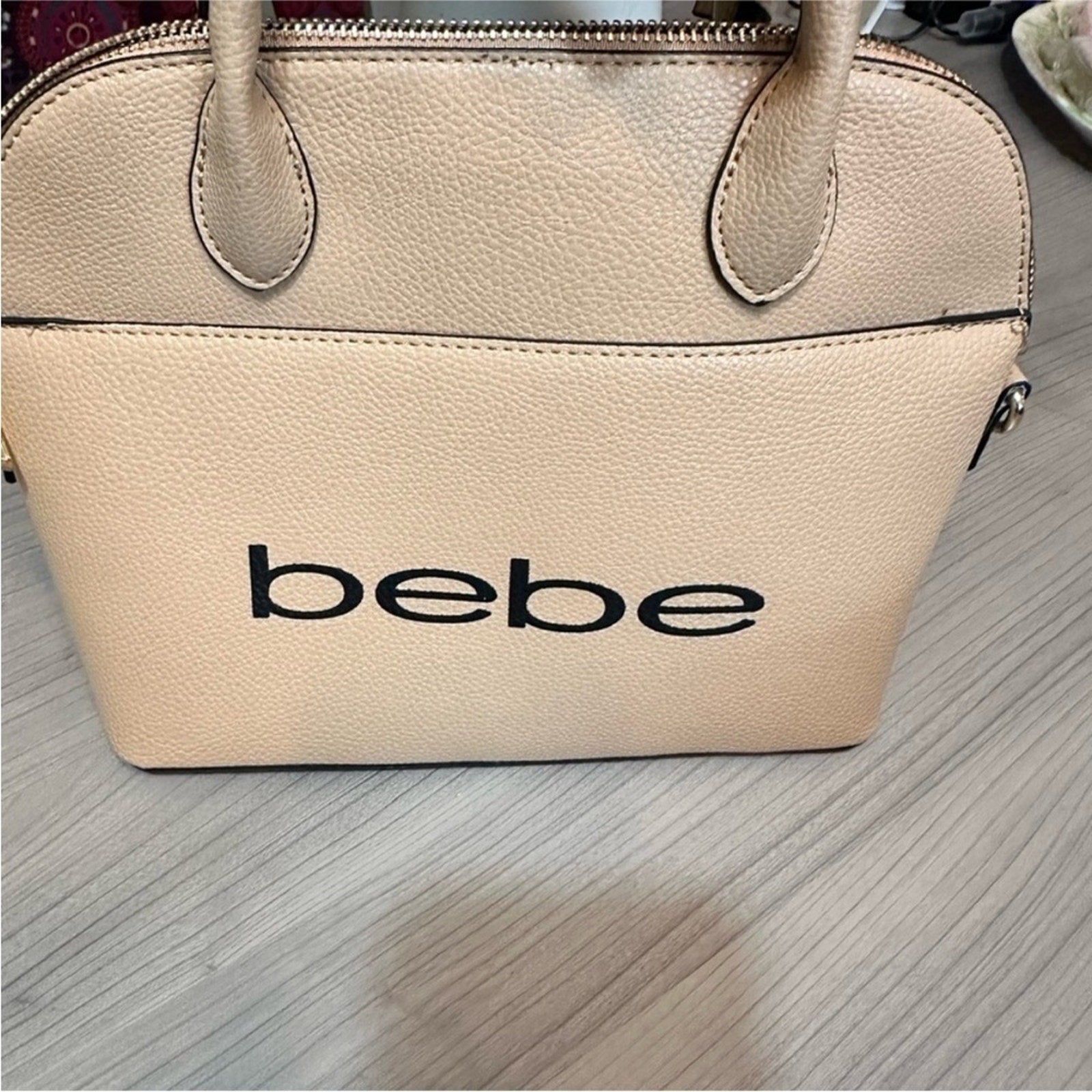 Bebe NWOT beautiful cross body purse
