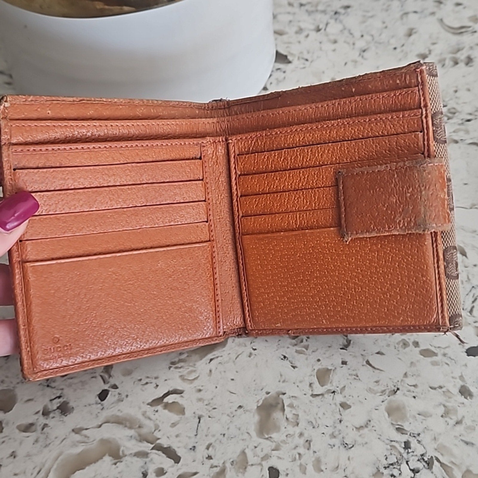 Gucci Beige Canvas Bifold Monogram Wallet - Unisex