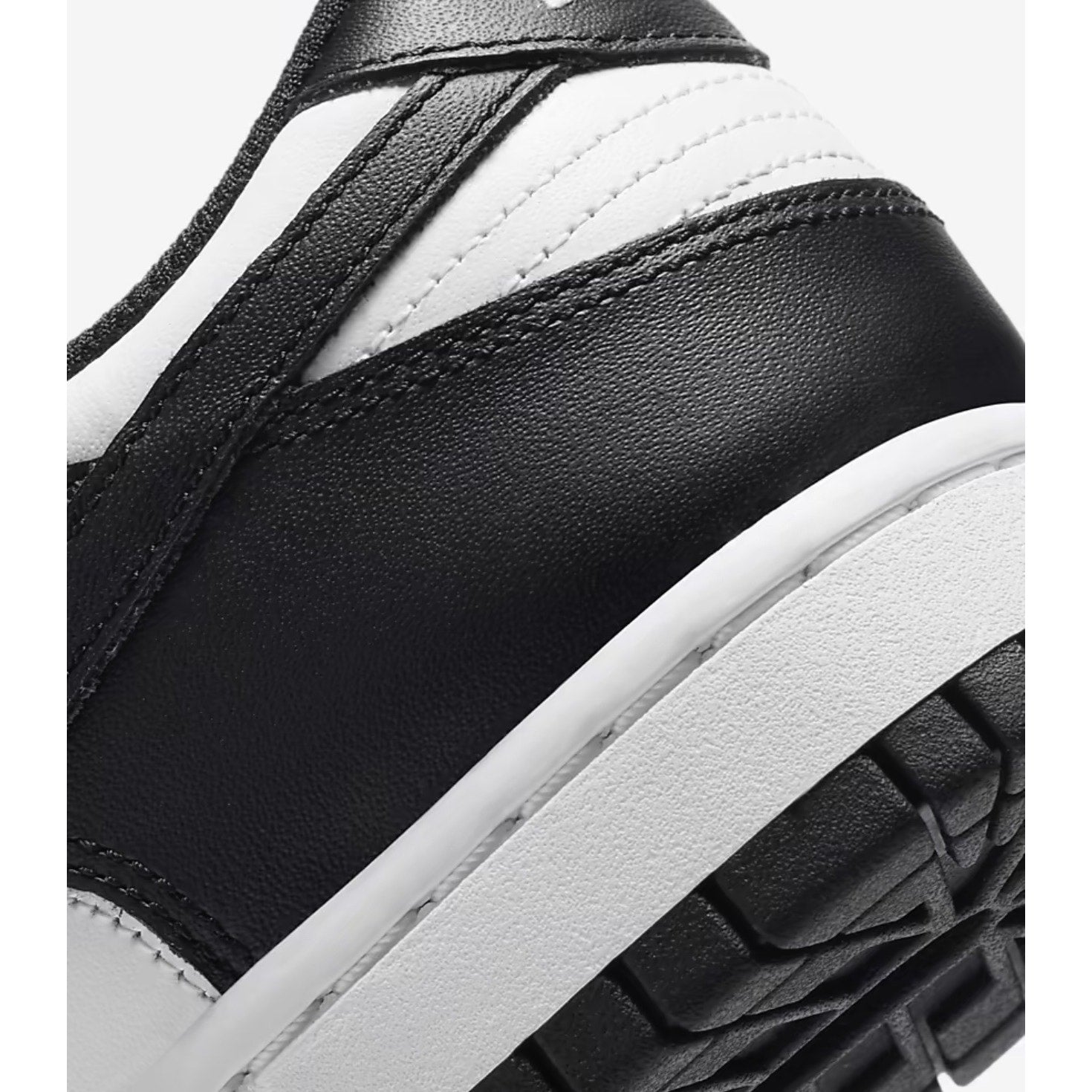 Nike Dunk Low- Panda
