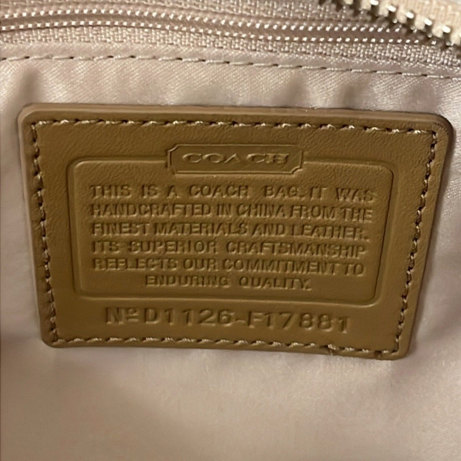 Coach Gallery Optic Signature East West Tote F17881 NWT