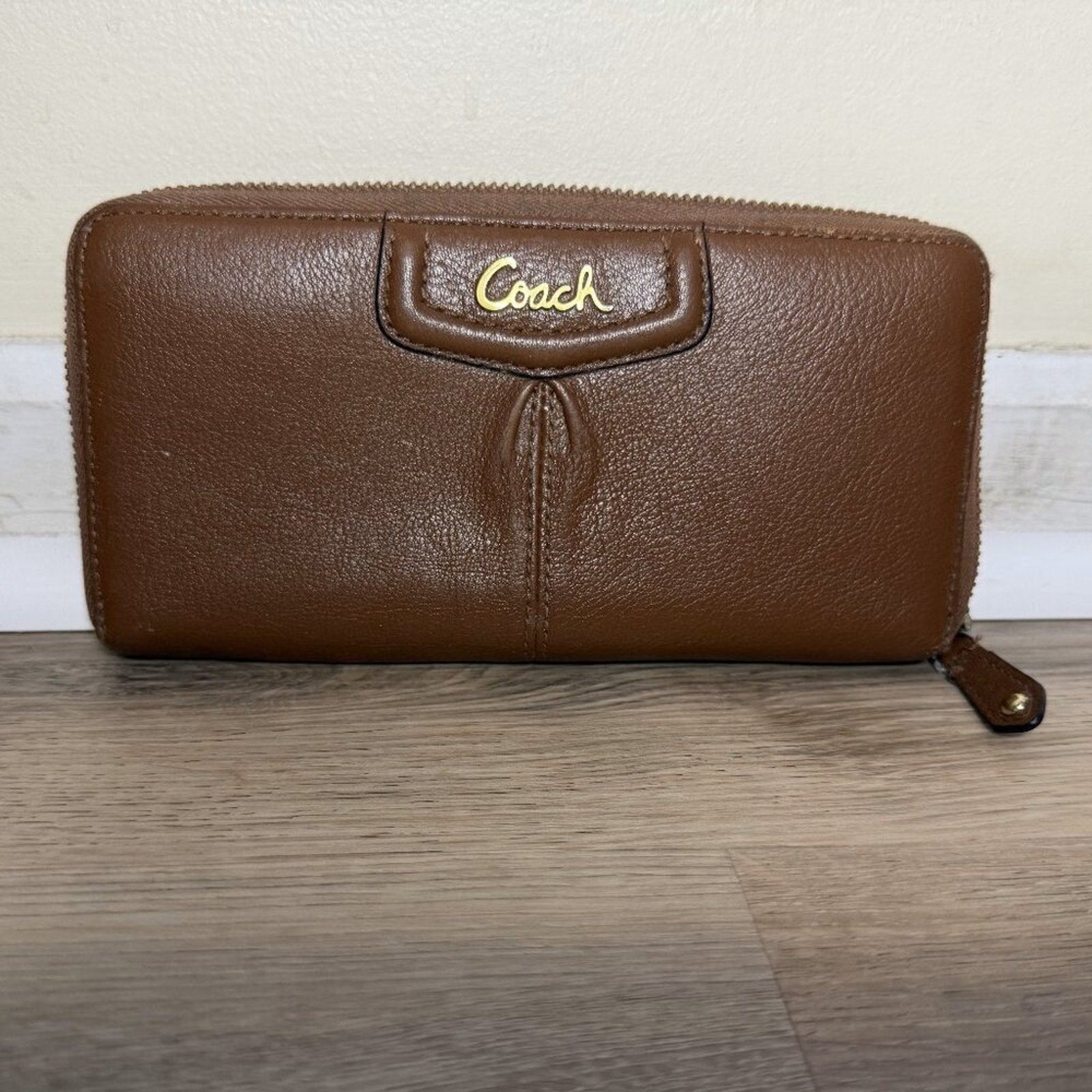 Coach Leather Accordion Long Wallet in Tan / Camel Brown