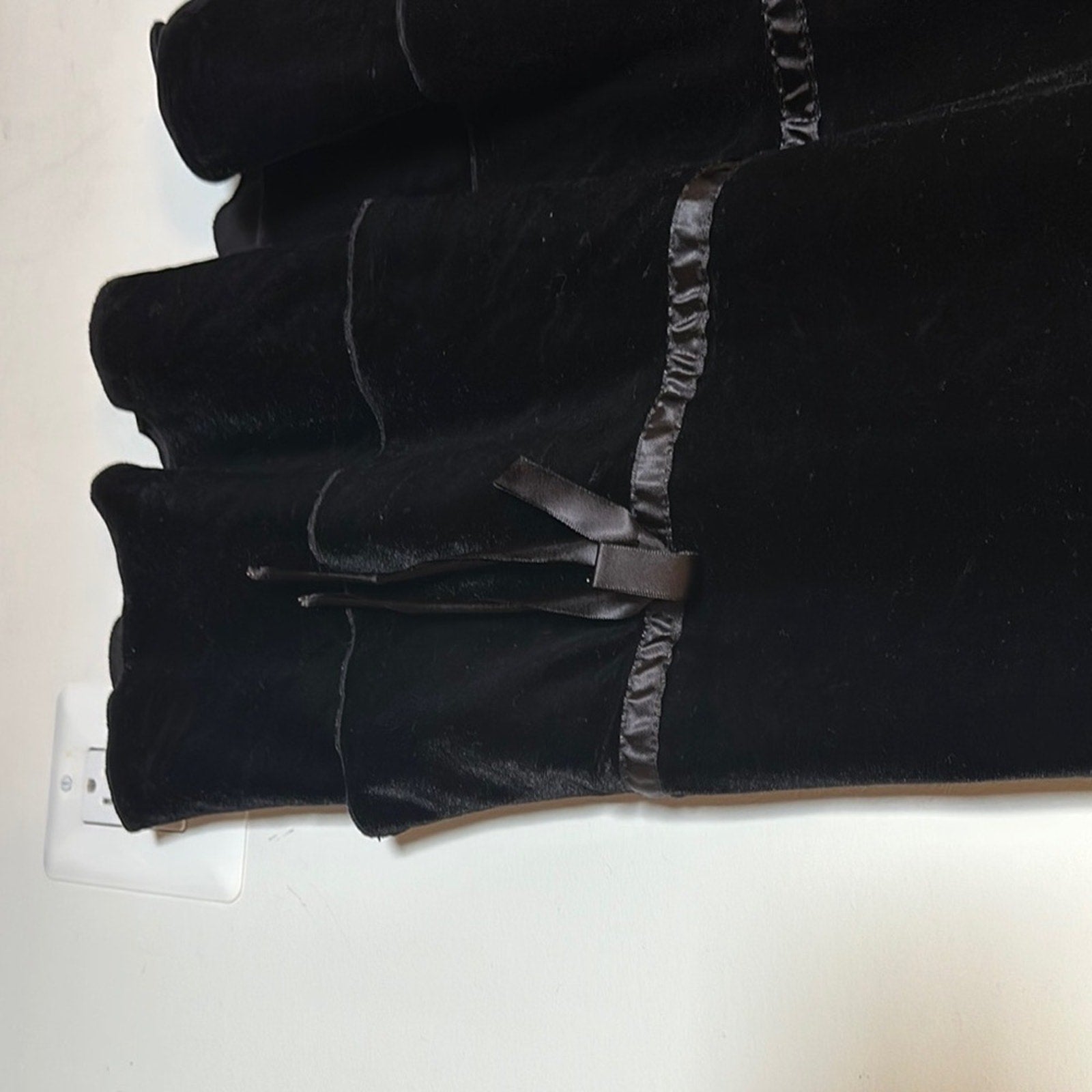 Elegant Black Velvet Dress