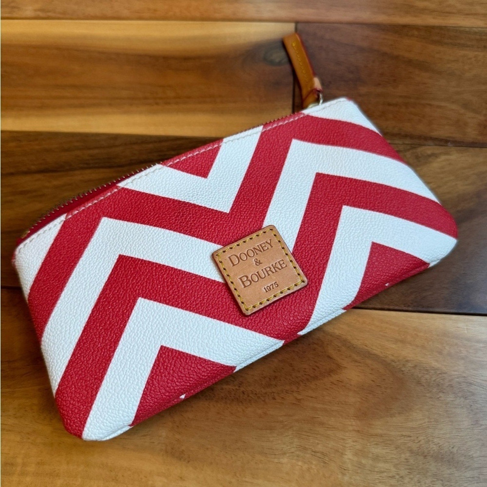Dooney & Bourke Red White Cosmetic Makeup Bag