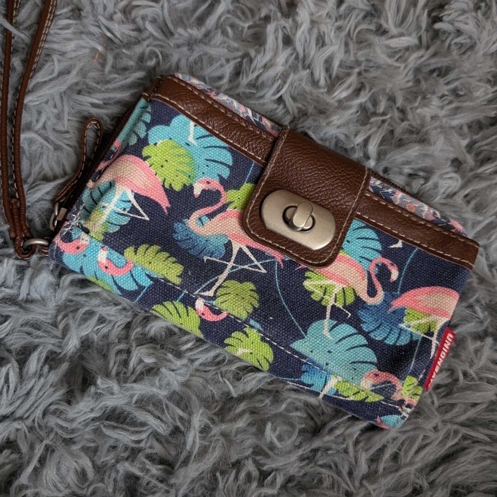 Union Bay wristlet pink flamingo GUC