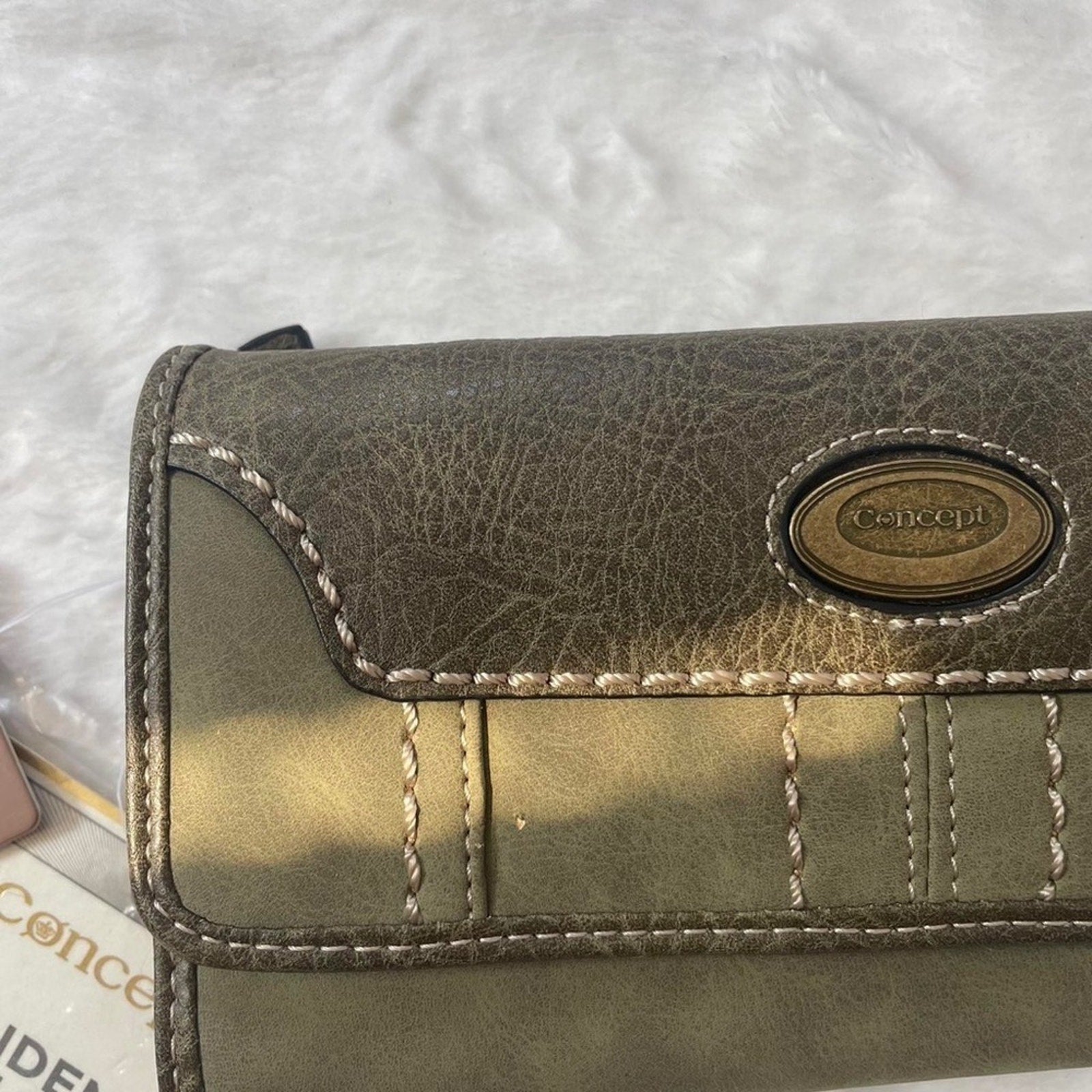 Concepts Olive Green RFID Wallet with crossbody attachment - NWOT