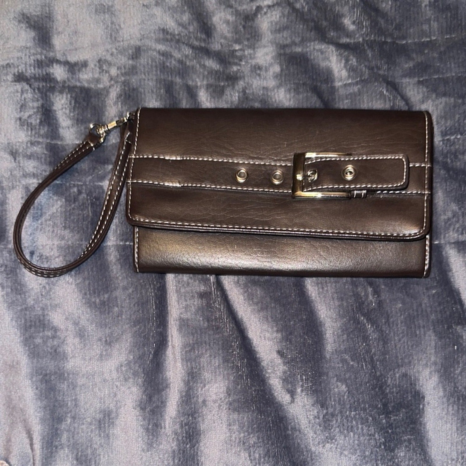 Elegant Brown Leather Wallet Wristlet