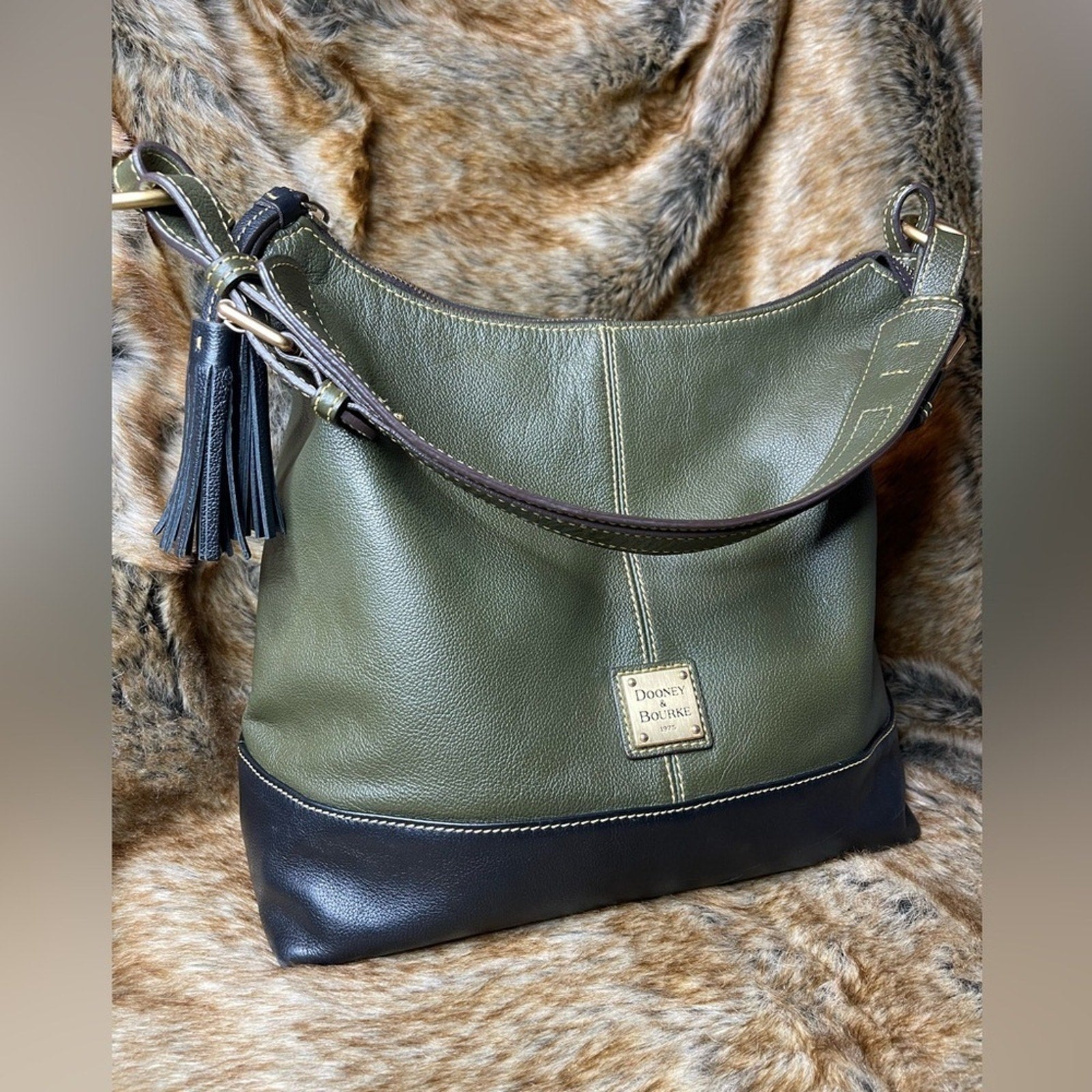 Vintage 1970 Dooney & Bourke Sophie Florentine Leather Block Hobo Shoulder