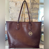 Micheal Kors beautiful Ox Blood/Brown shoulder bag rare color