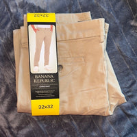 Banana Republic Khaki Men’s Pants NWT