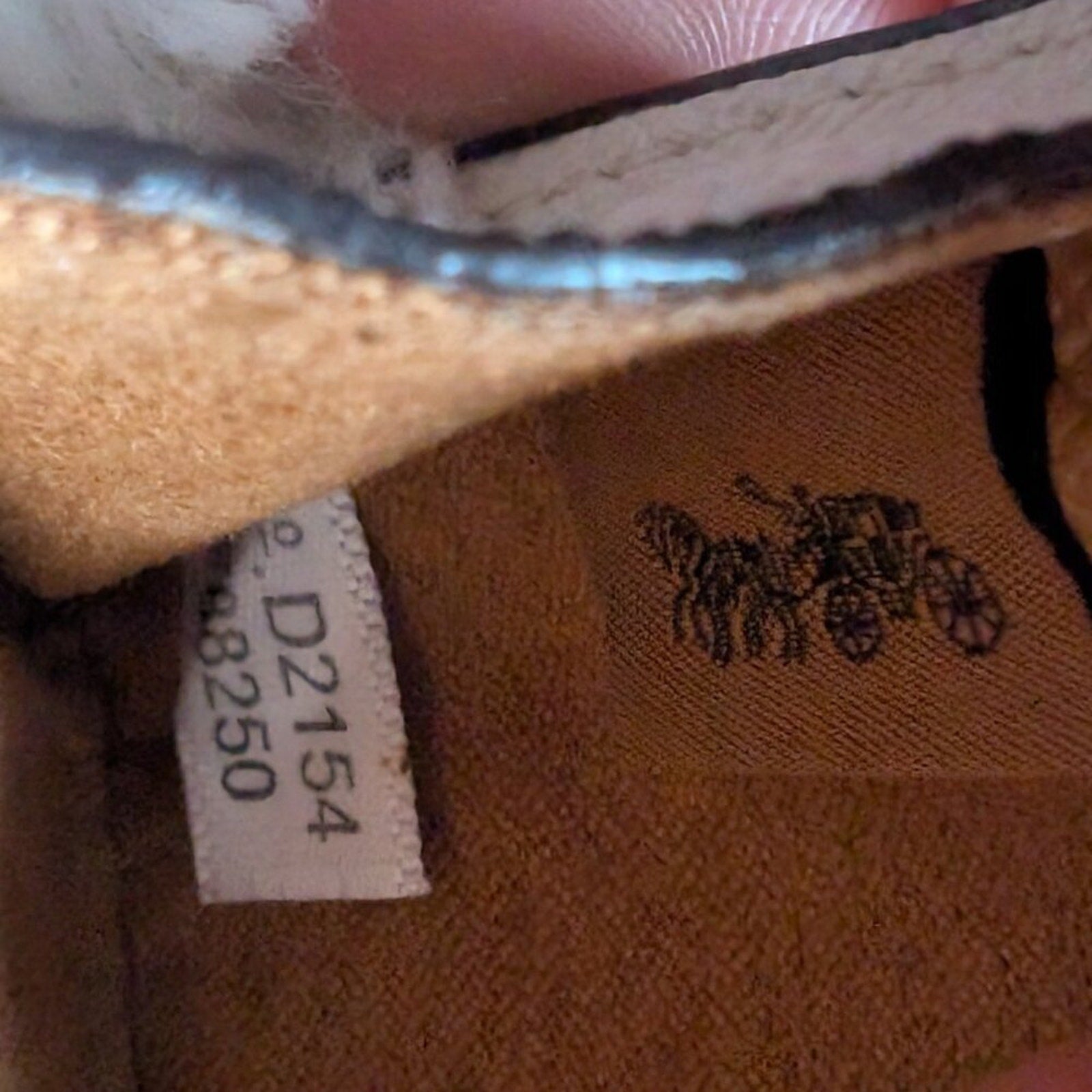 Coach, Mini Skinny ID Case, Crossgrain Leather, Chalk White, Gold Key Ring EUC