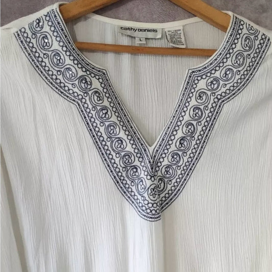 Cathy Daniels Top  Womens Large 3/4 Sleeve Embroidered V-neck Pullover Tunic NWT