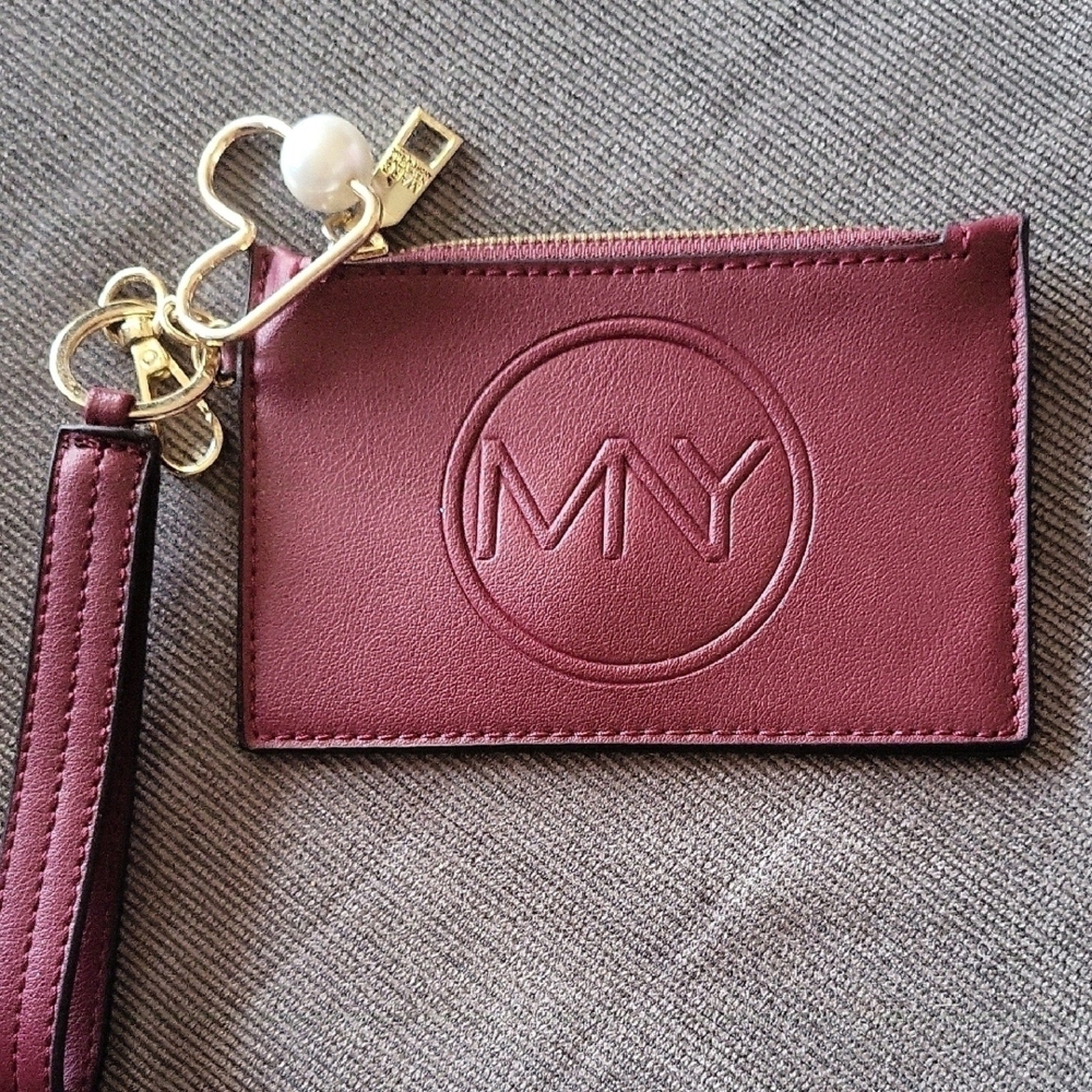 Andrew Marc NY NWOT Burgundy Leather Wristlet