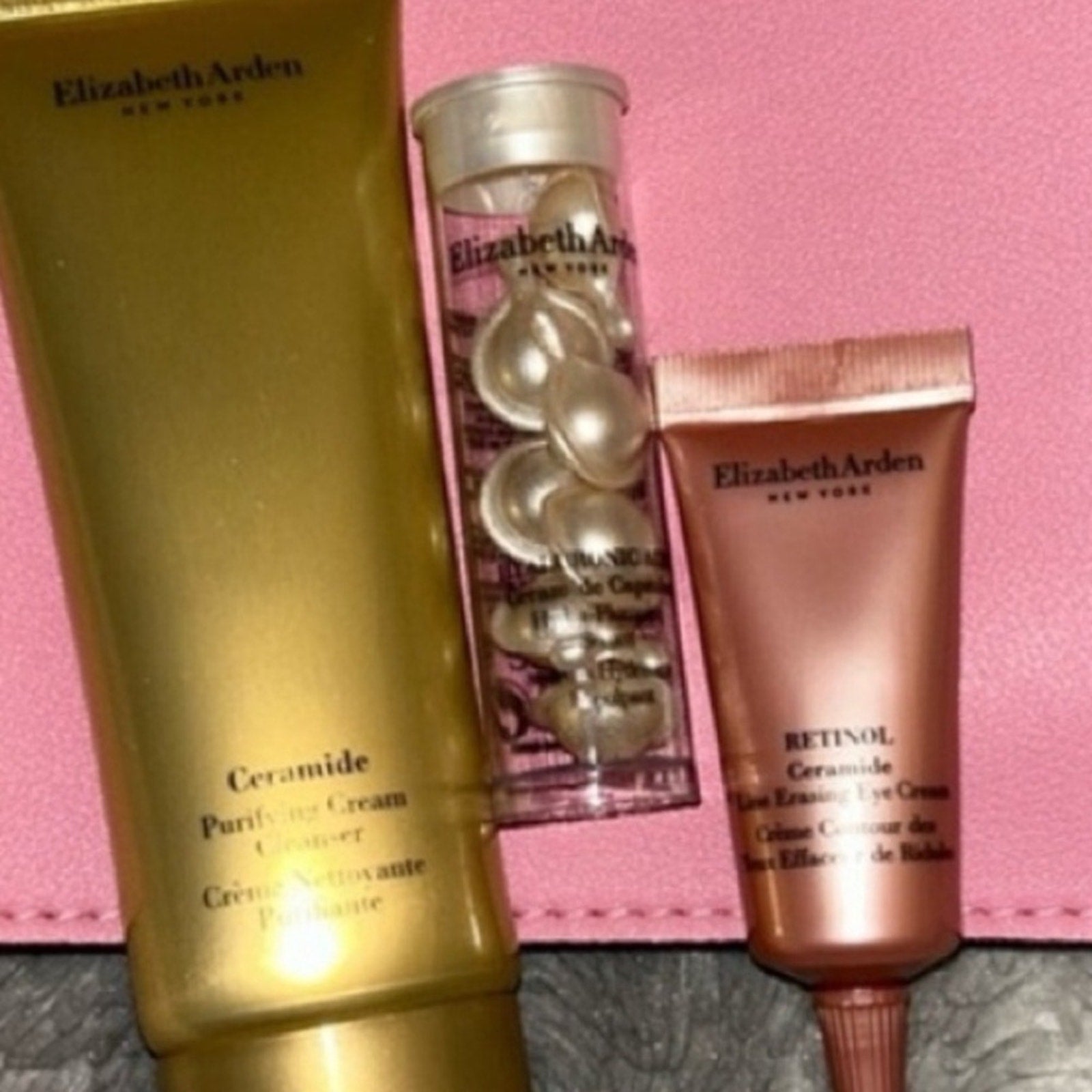 ELIZABETH ARDEN - NWOT Makeup Bag & 3 Travel Size Ceramide Products $140 Value