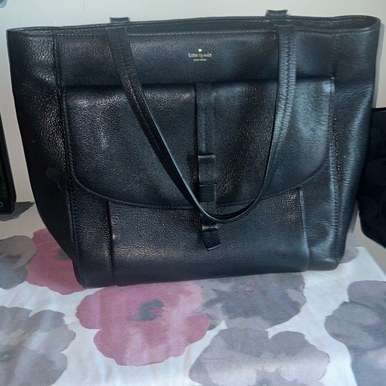 Kate Spade ♠️ Black Leather Front Flap Pocket Bow Tote