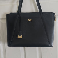 Michael Kors Large Jet Set Black IPad Shoulder Bag Zipper