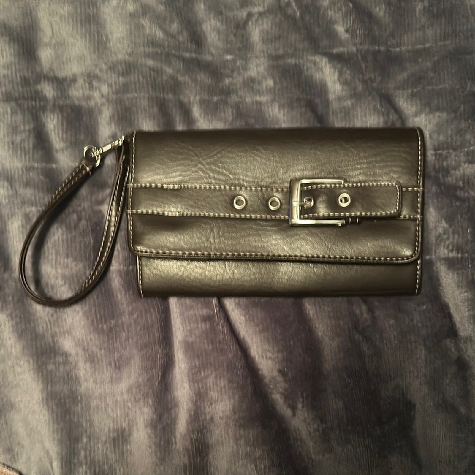 Elegant Brown Leather Wallet Wristlet