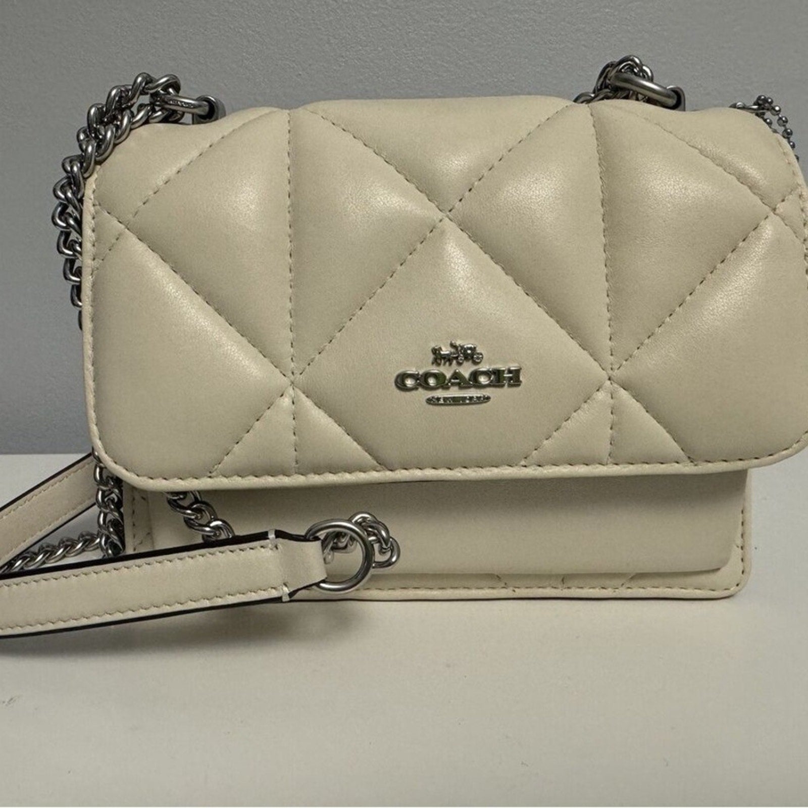 NWOT - Coach CJ526 Mini Klare Crossbody Puffy Diamond Quilting Chalk Leather