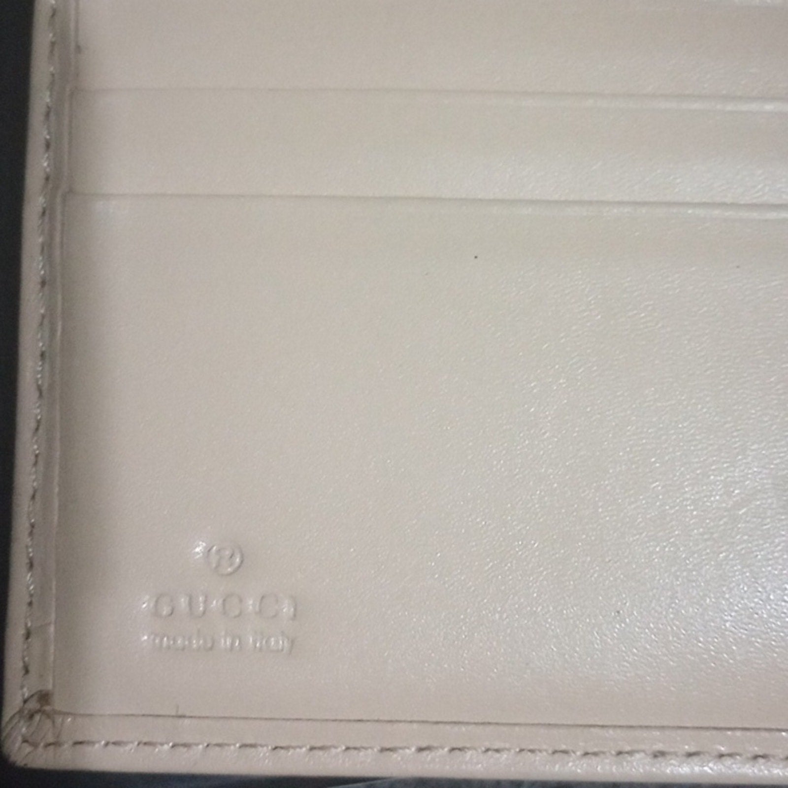 Authentic Gucci Pink and Silver D Ring Abby Compact Wallet