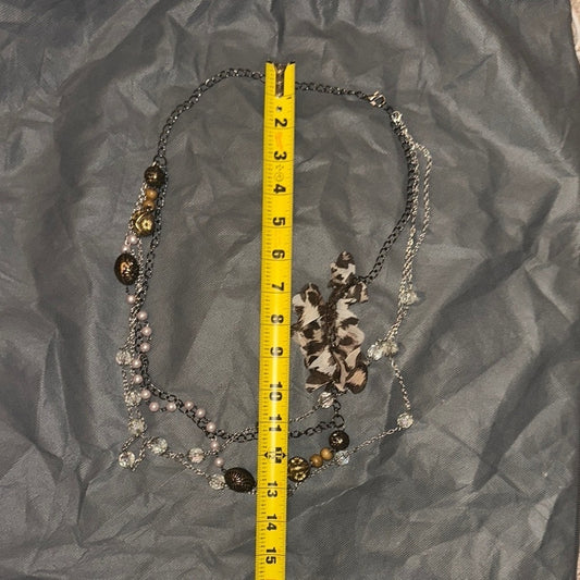 Chic Multi-Layered Necklace with Floral Accent