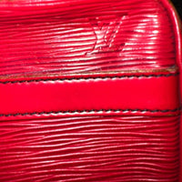 LOUIS VUITTON
Trocadéro leather crossbody bag
Good condition