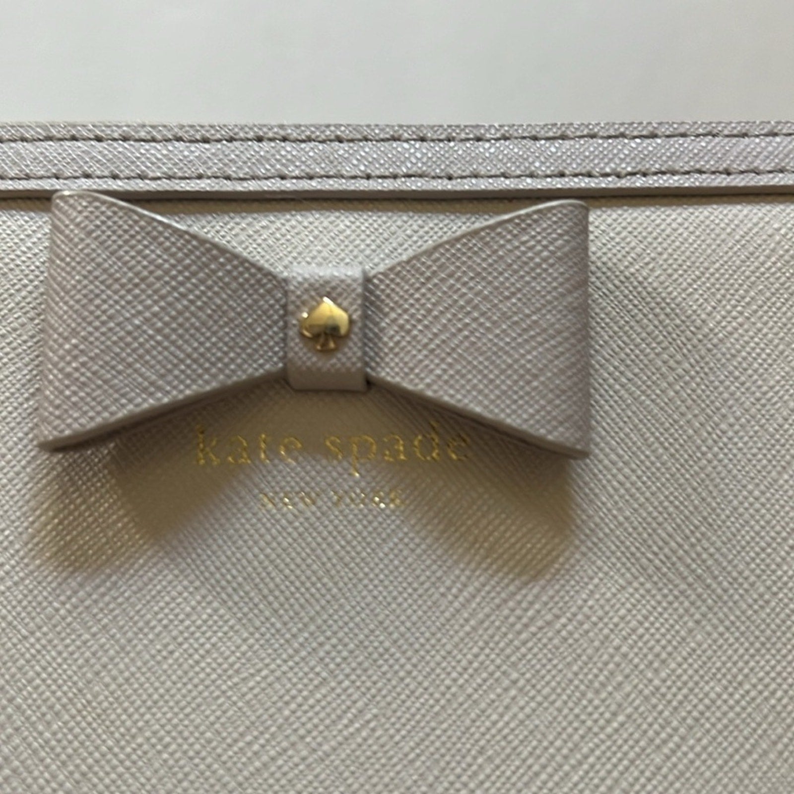 kate spade ♠️ long wallet ribbon beige 21 - excellent condition