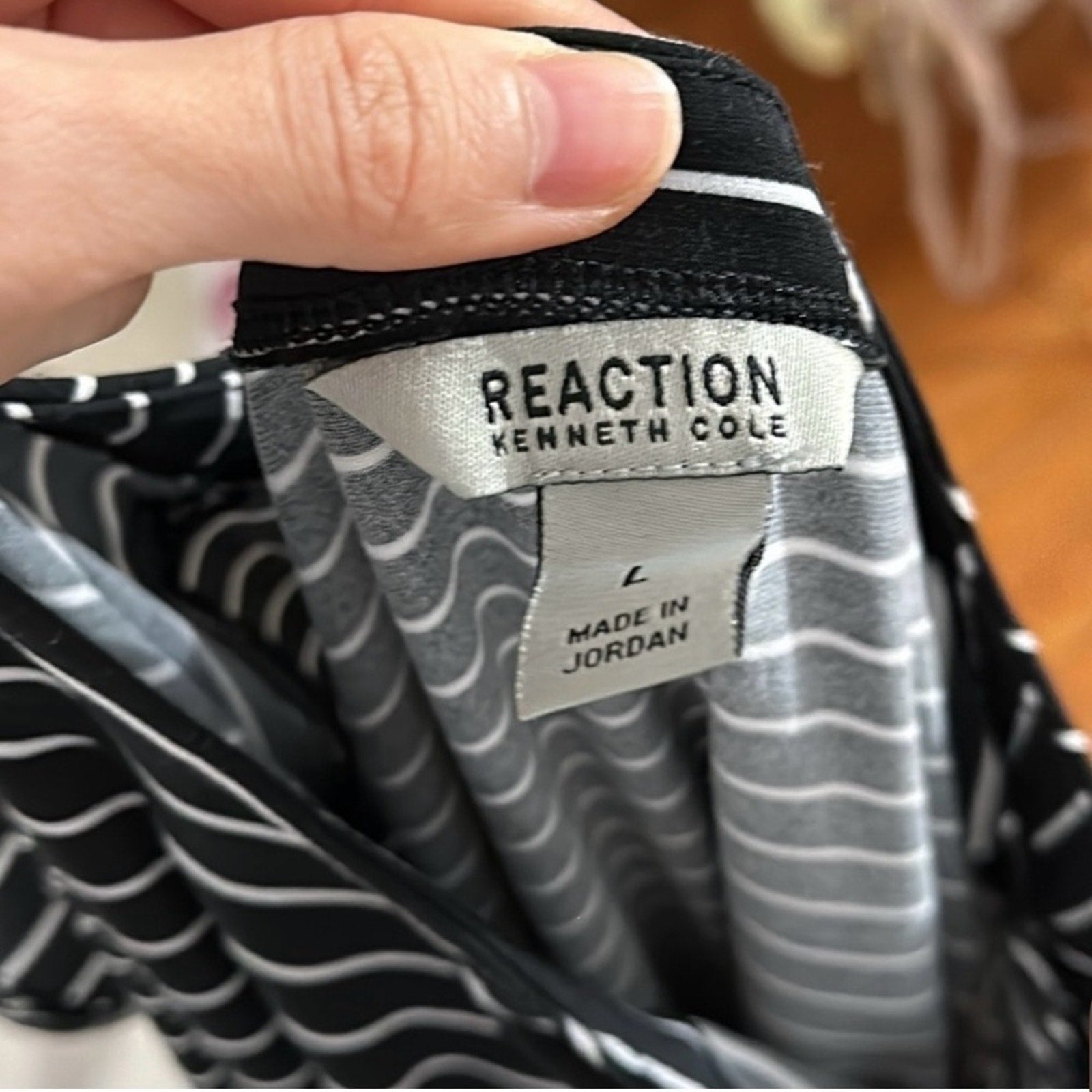 $89 Kenneth Cole Reaction Black White Striped Drapey Dress Large