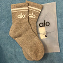NWT ALO YOGA Unisex Half Crew Socks Icy
Sage White Large