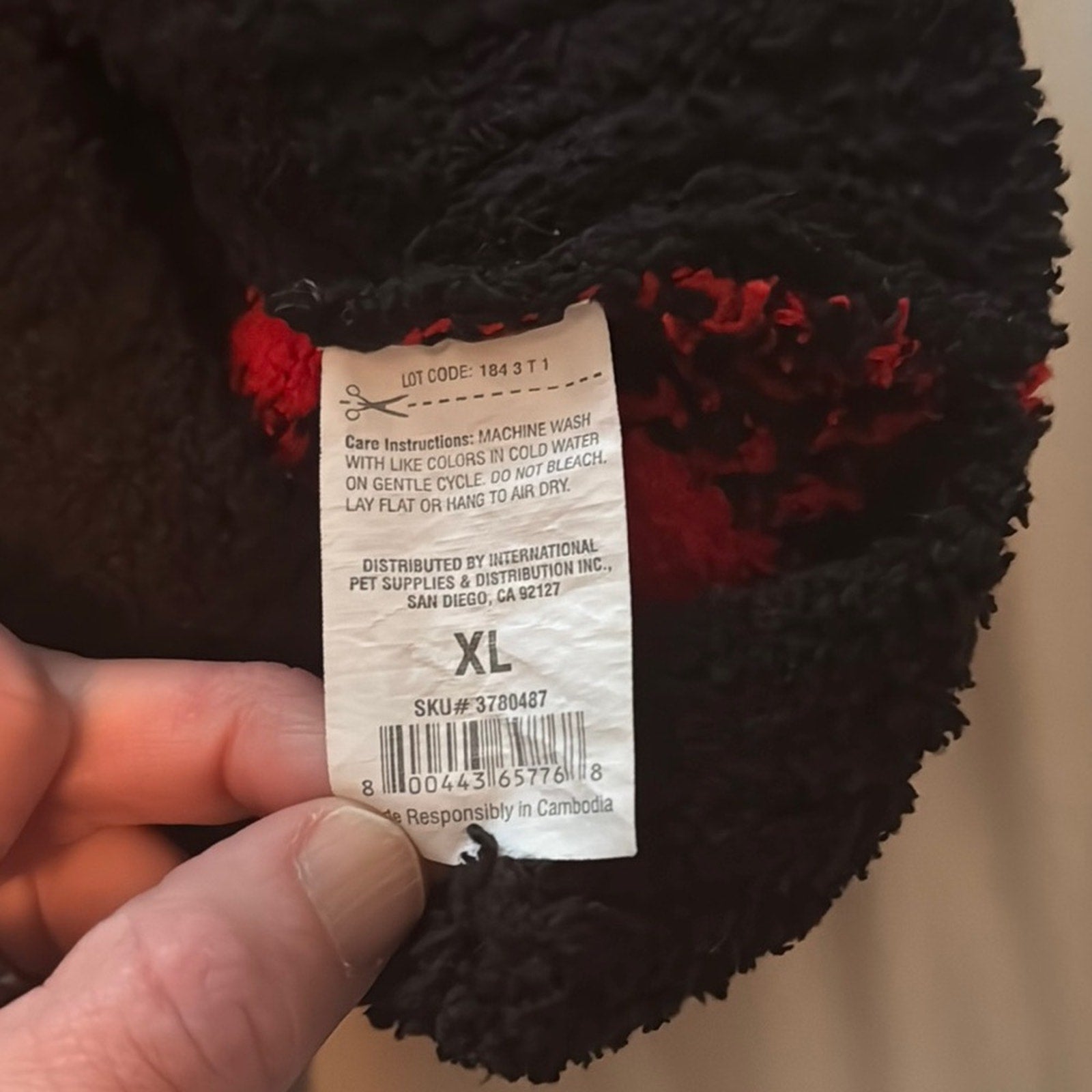 XL Black and Red Checkered Dog Shirt NWOT
