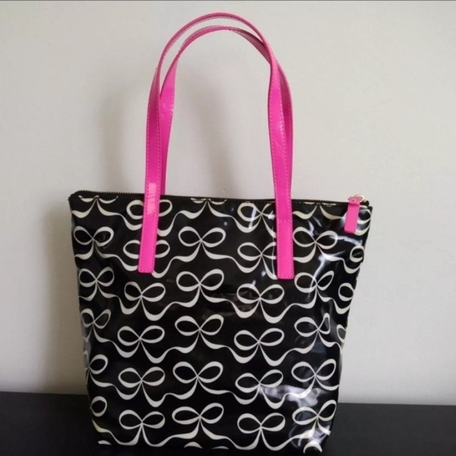 Kate Spade ♠️ Black and Pink Tote Bag 💕🎀 EUC