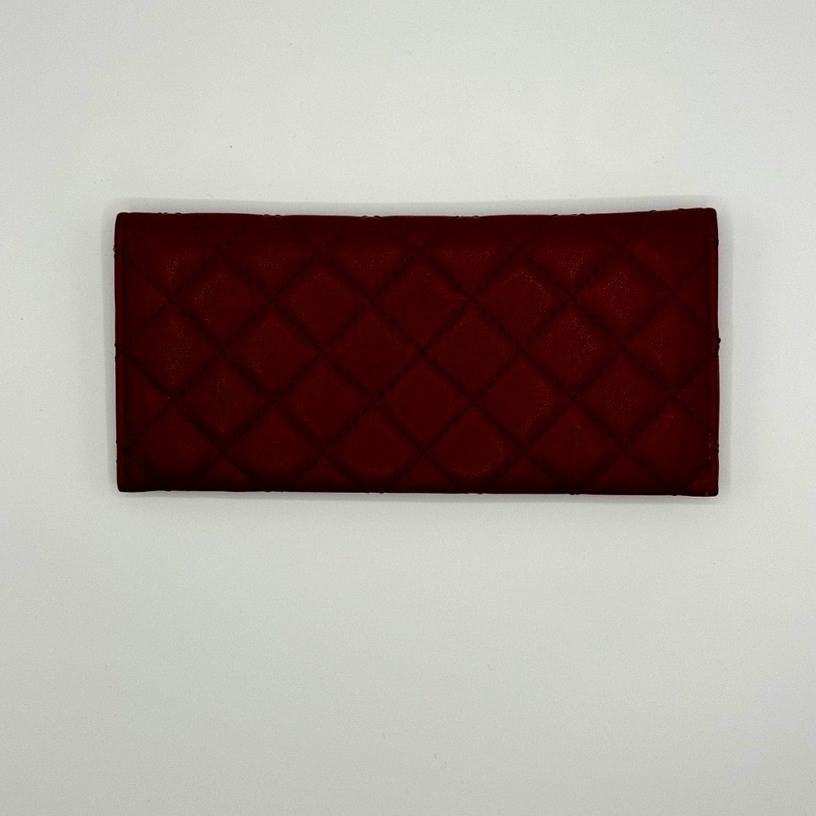 Elegant Wine Badgley Mischka Quilted Women's Vegan Leather Wallet NIP