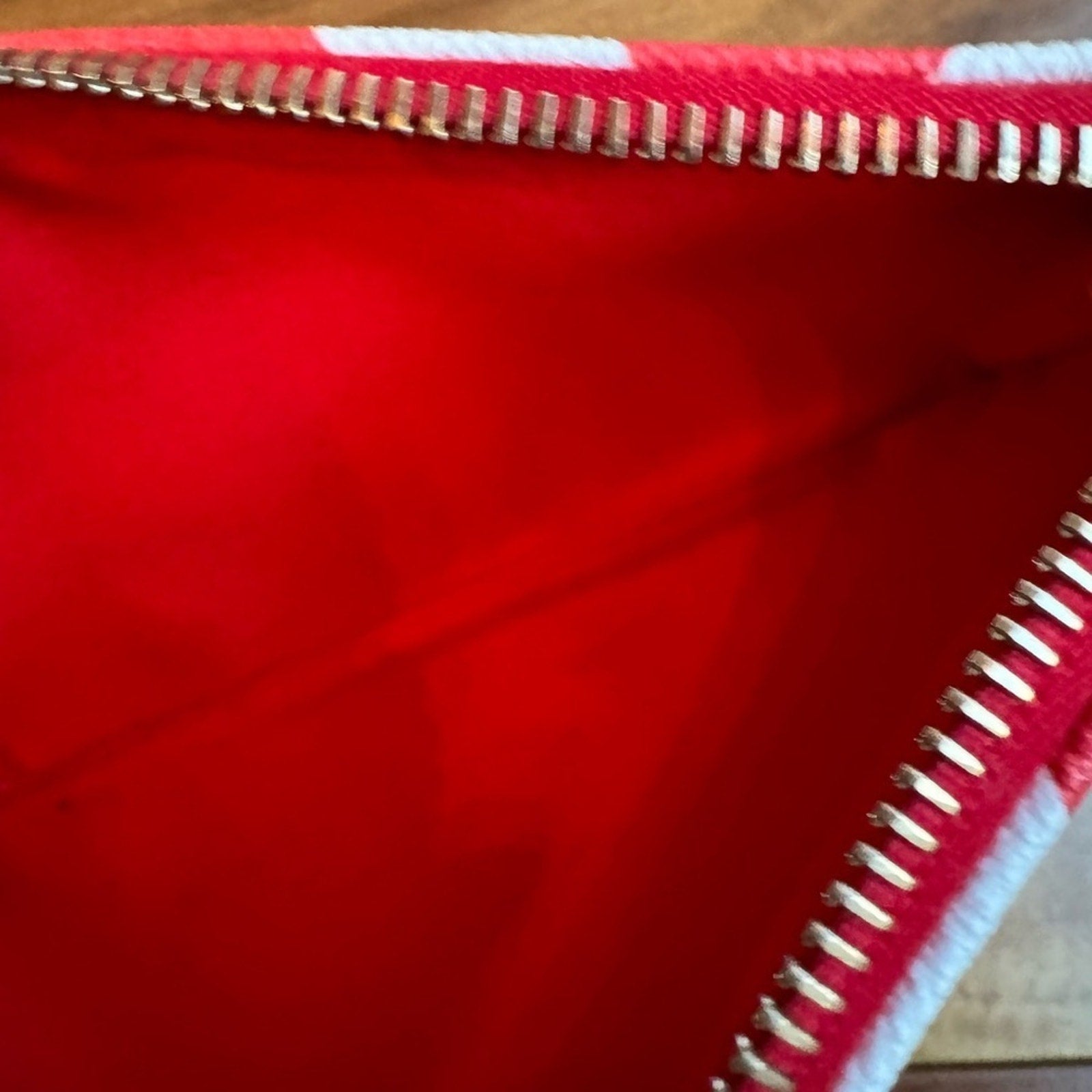 Dooney & Bourke Red White Cosmetic Makeup Bag