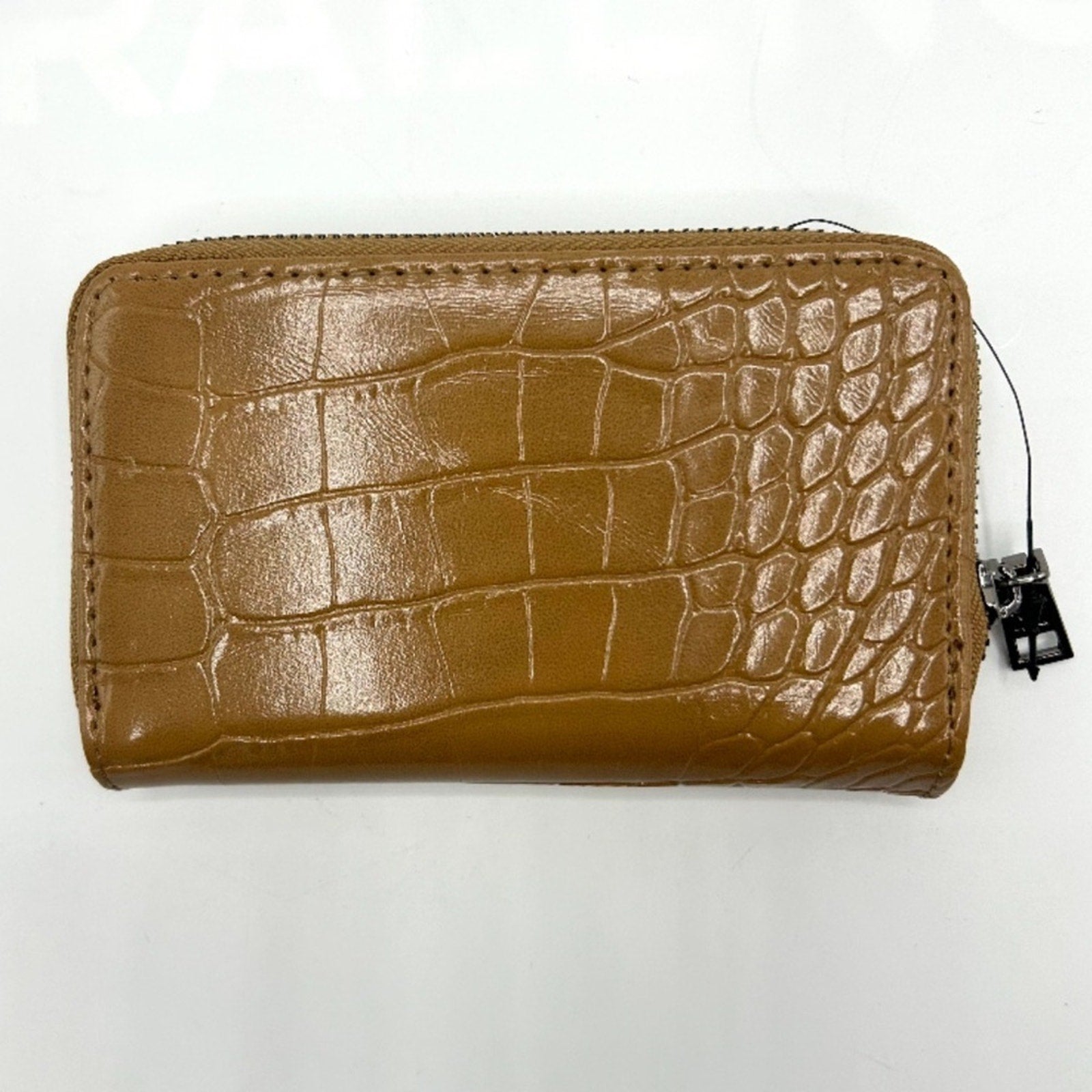Croc-Embossed 🐊 Tan Badgley Mischka Wallet