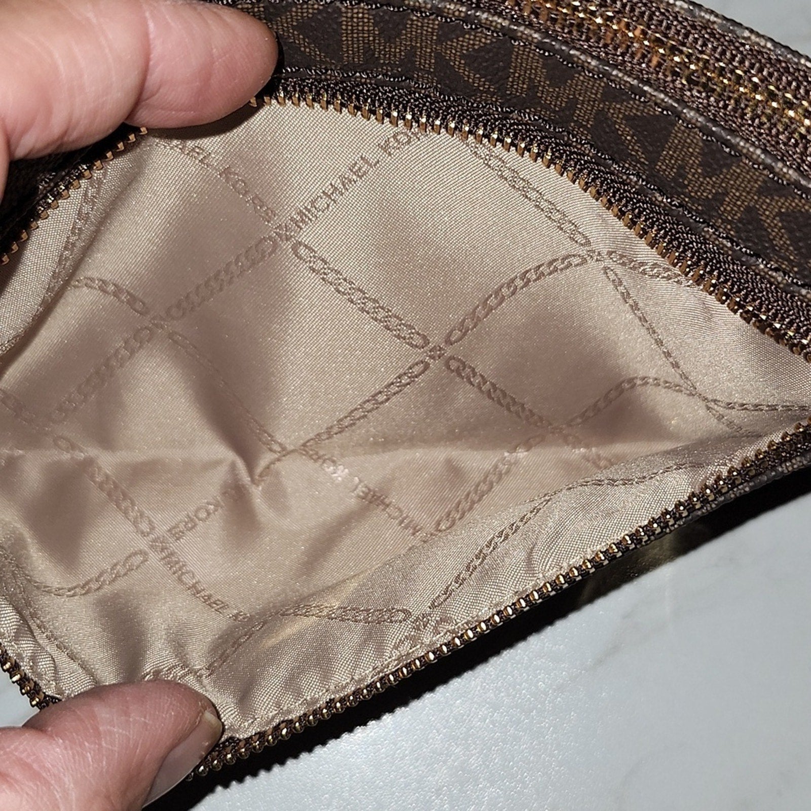 Michael Kor Jet Set Wristlet