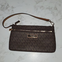 Michael Kor Jet Set Wristlet