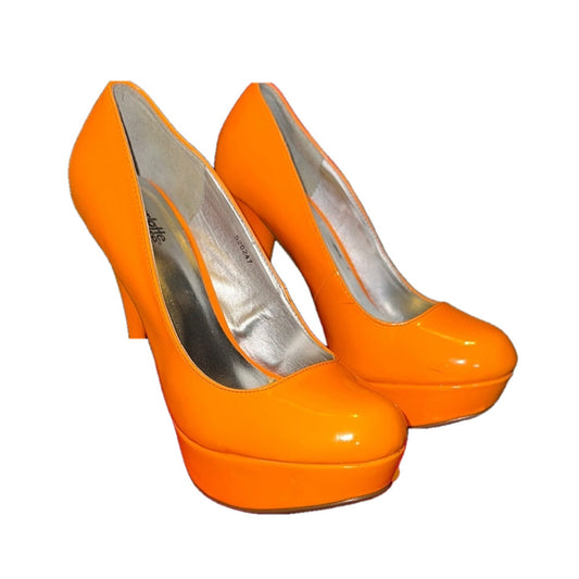 Charlotte Russe Orange Platform Heels, SIZE 9