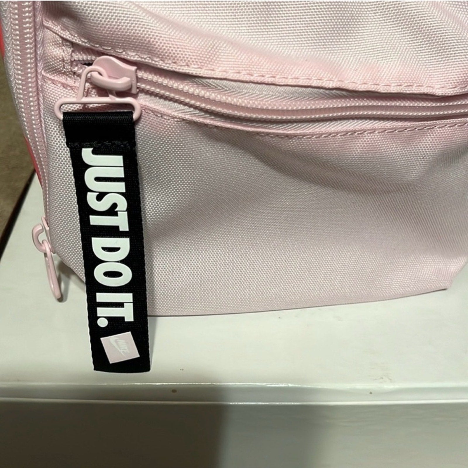 Nike JDI Shine Insulated Lunch Bag Pink Foam NWT