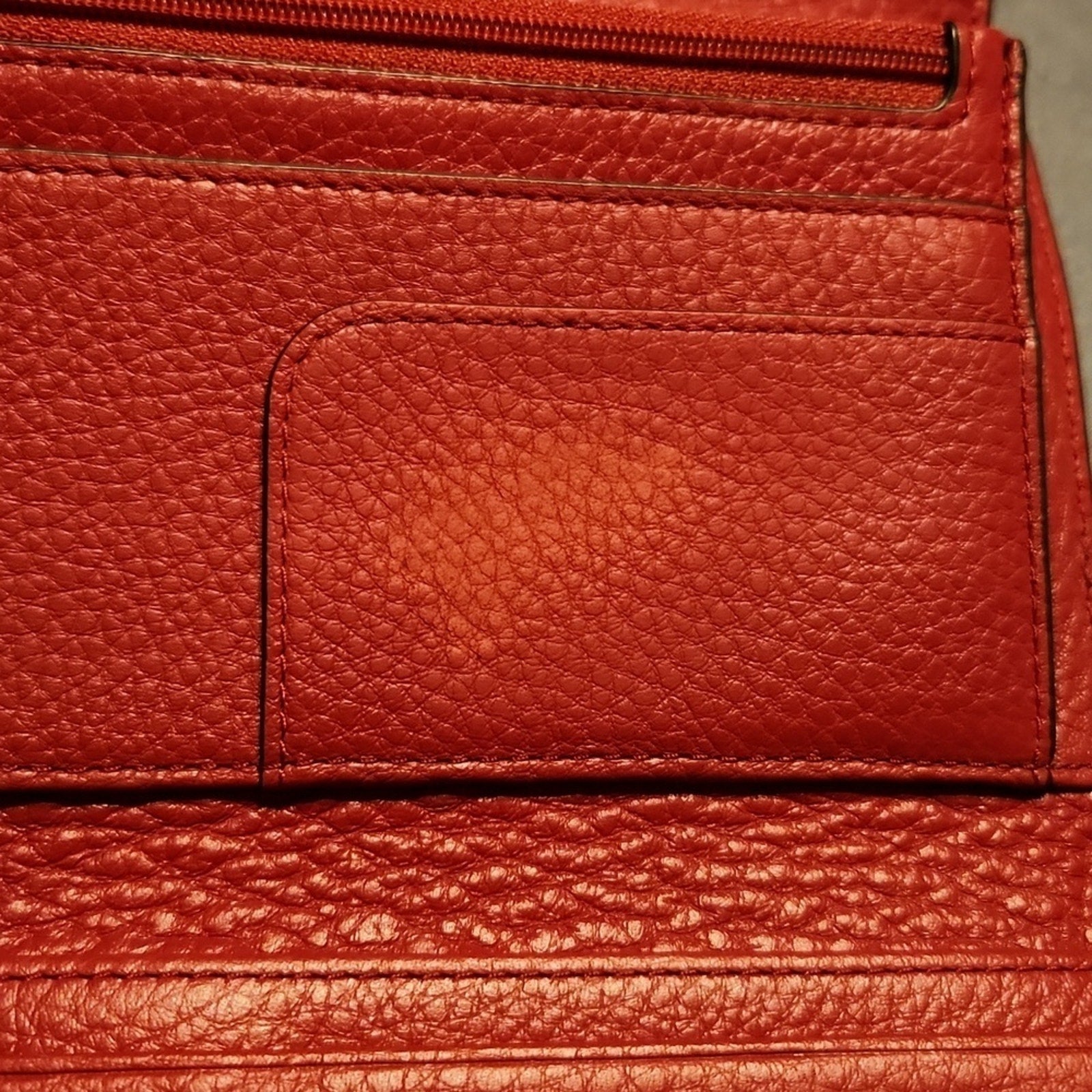 MK Red Pebble Leather  Wallet  EUC ✨️ Host Pick. BUY NOW PRICE 💰