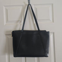 Michael Kors Large Jet Set Black IPad Shoulder Bag Zipper