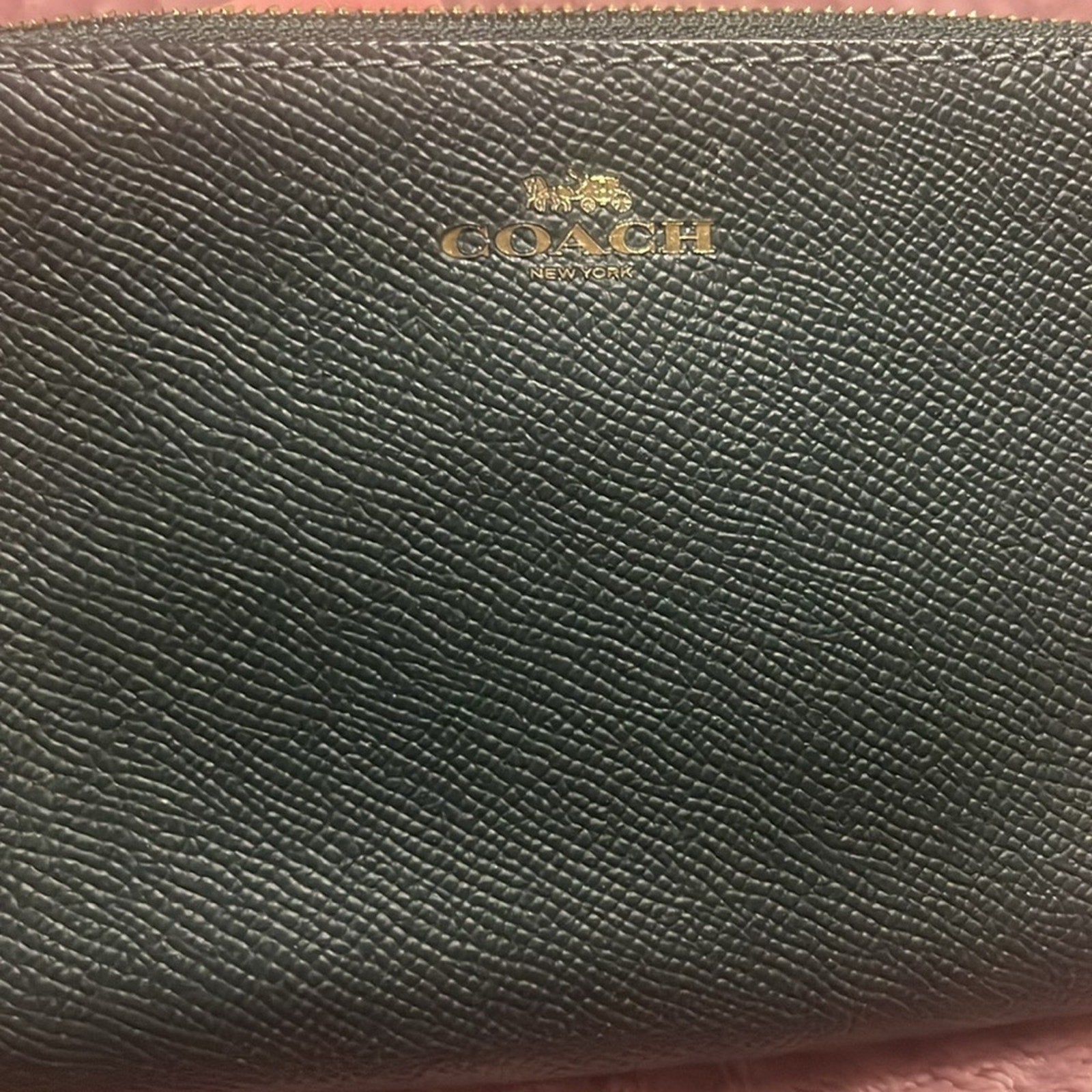 Green Coach Wristlet NWOT; NO CALLOUTS