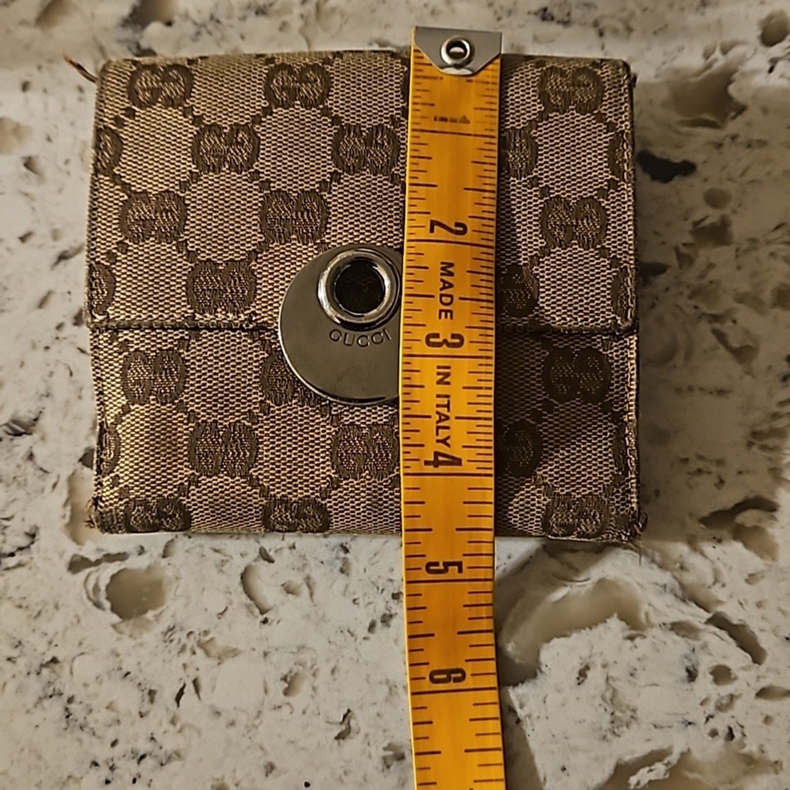 Gucci Beige Canvas Bifold Monogram Wallet - Unisex