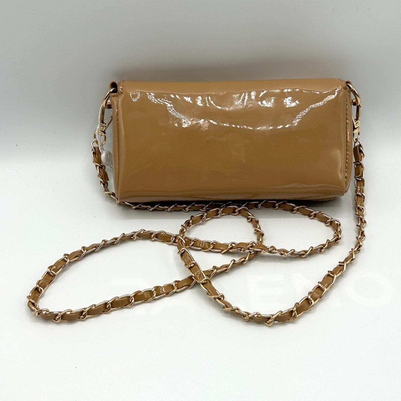 Elegant Tan Chain Strap Bag