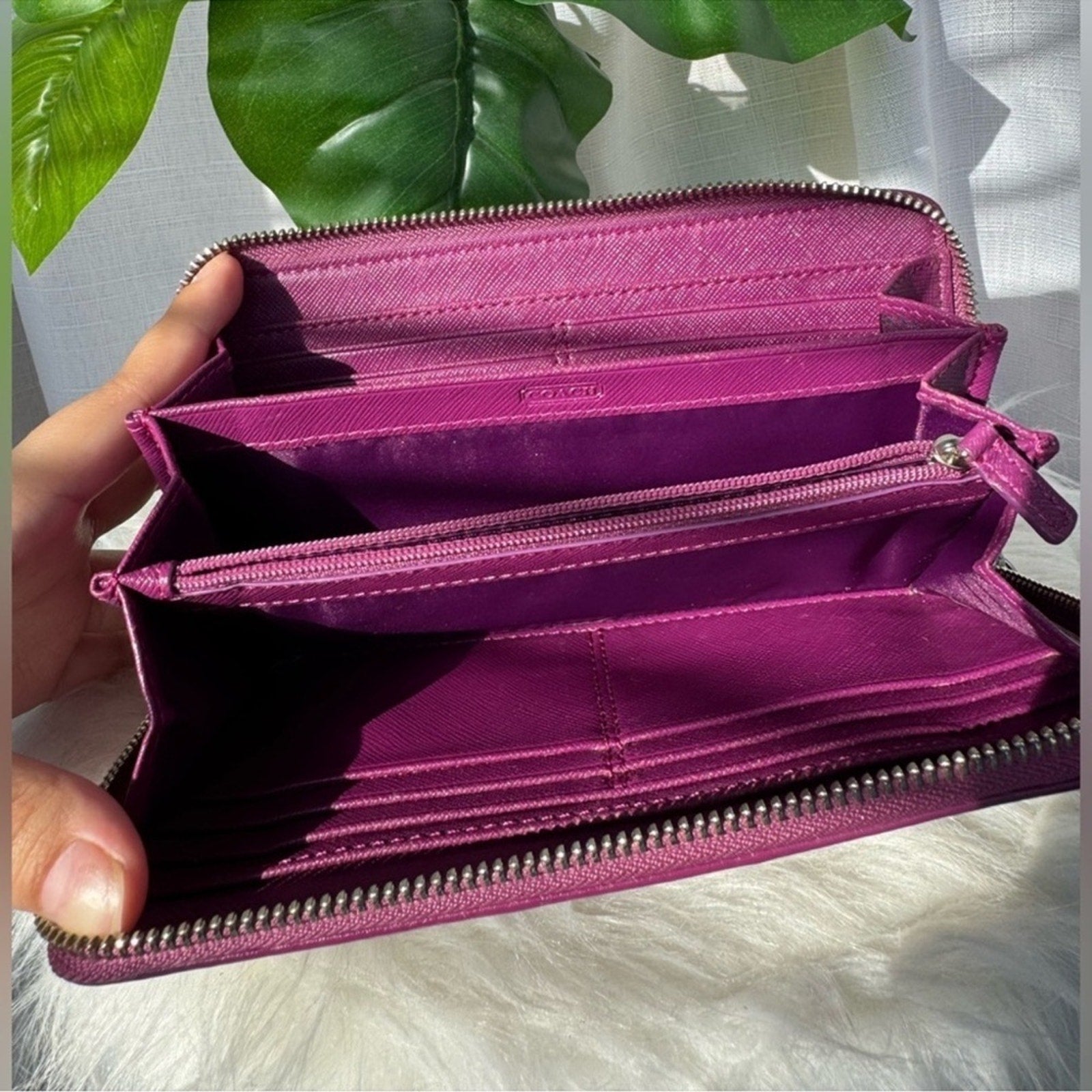 Coach Zip tan and purple wallet vintage EUC