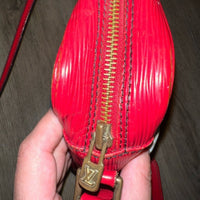 LOUIS VUITTON
Trocadéro leather crossbody bag
Good condition